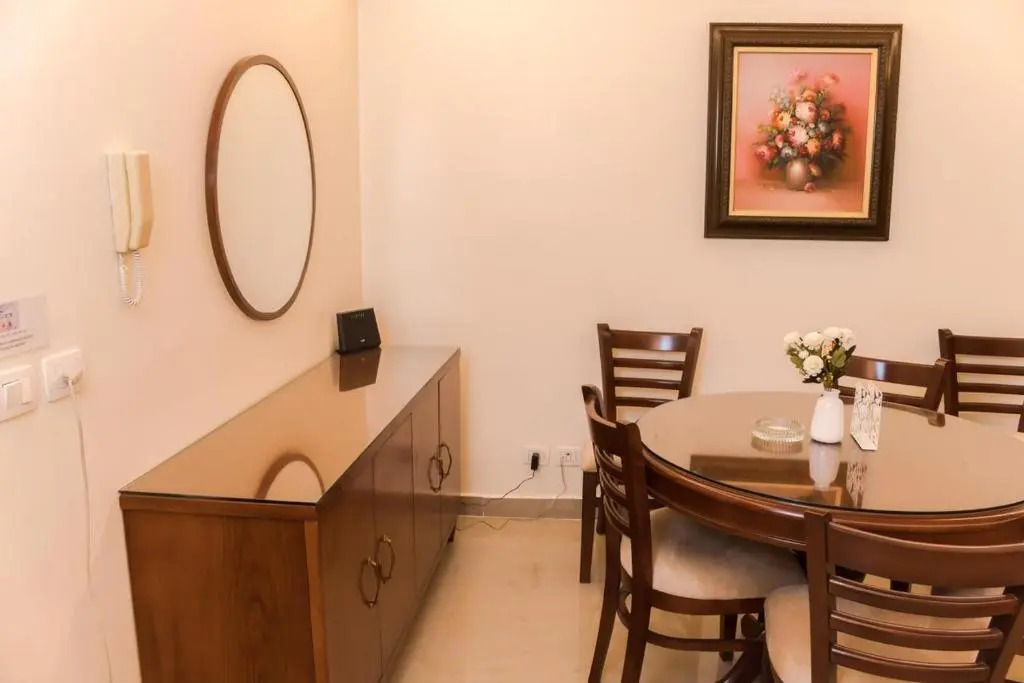 Al Corniche Residence Sea View