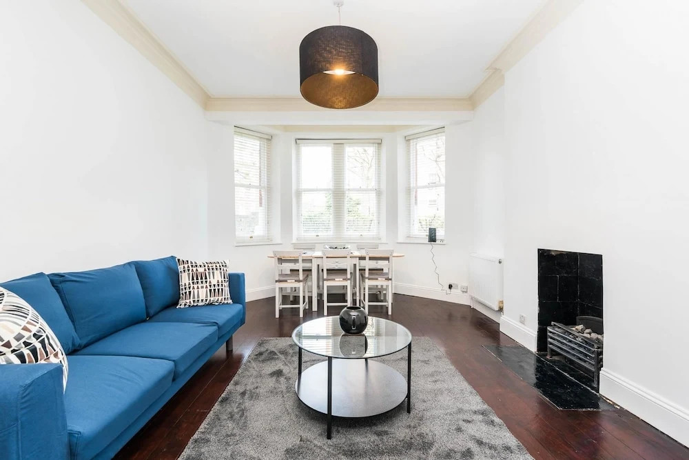 Super Exclusive 3 Bedroom Flat Heart of Chelsea