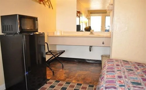 Raleigh Inn