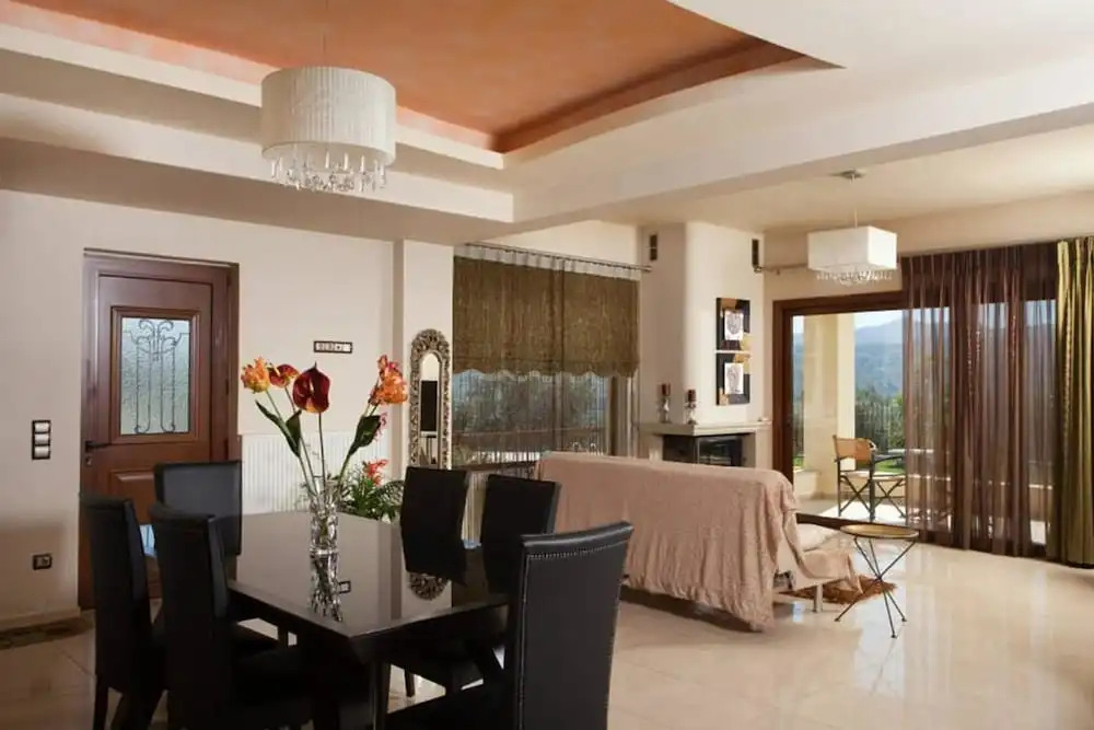 Louloudis Villa