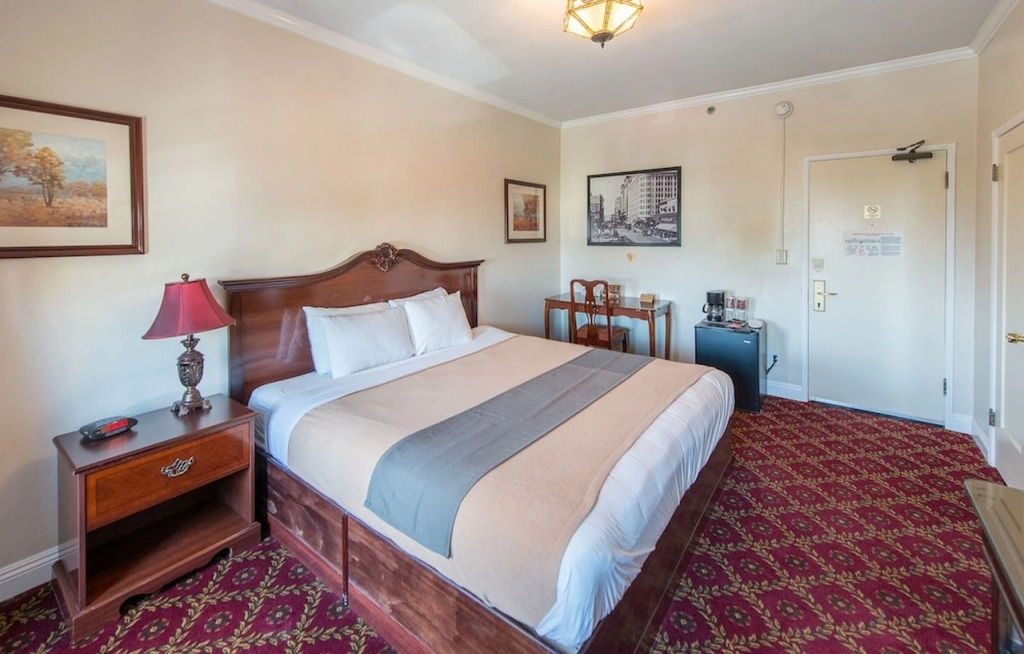 Hollywood Historic Hotel