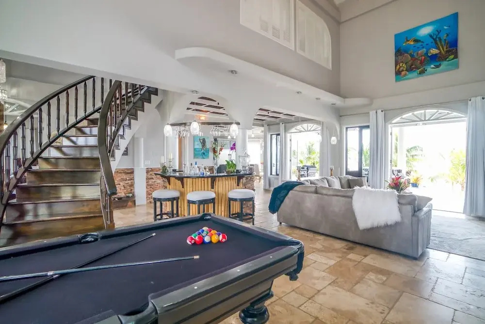 Kairos - Luxury Oceanfront Villa w 2 Pools Beach Pier