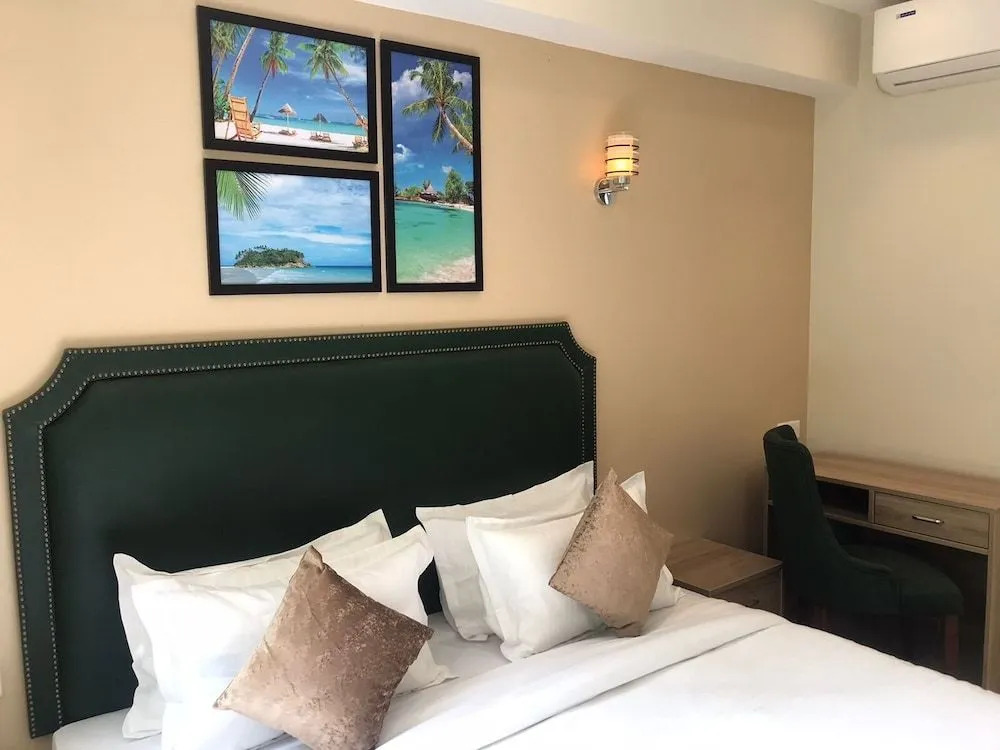Hotel Flora