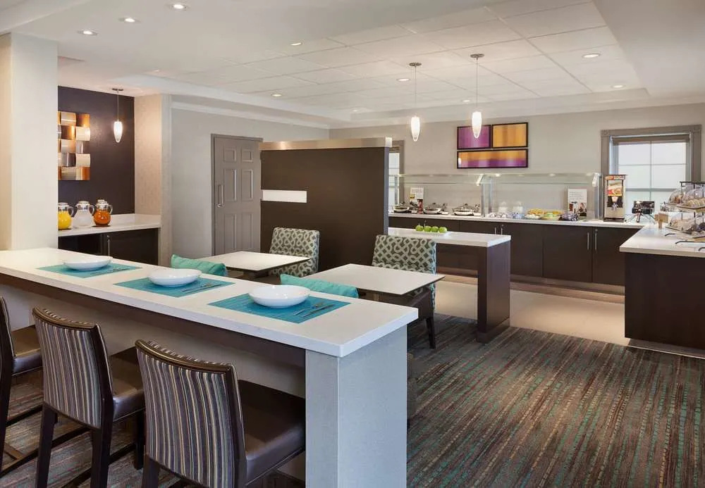 Cambridge Suites Mississauga
