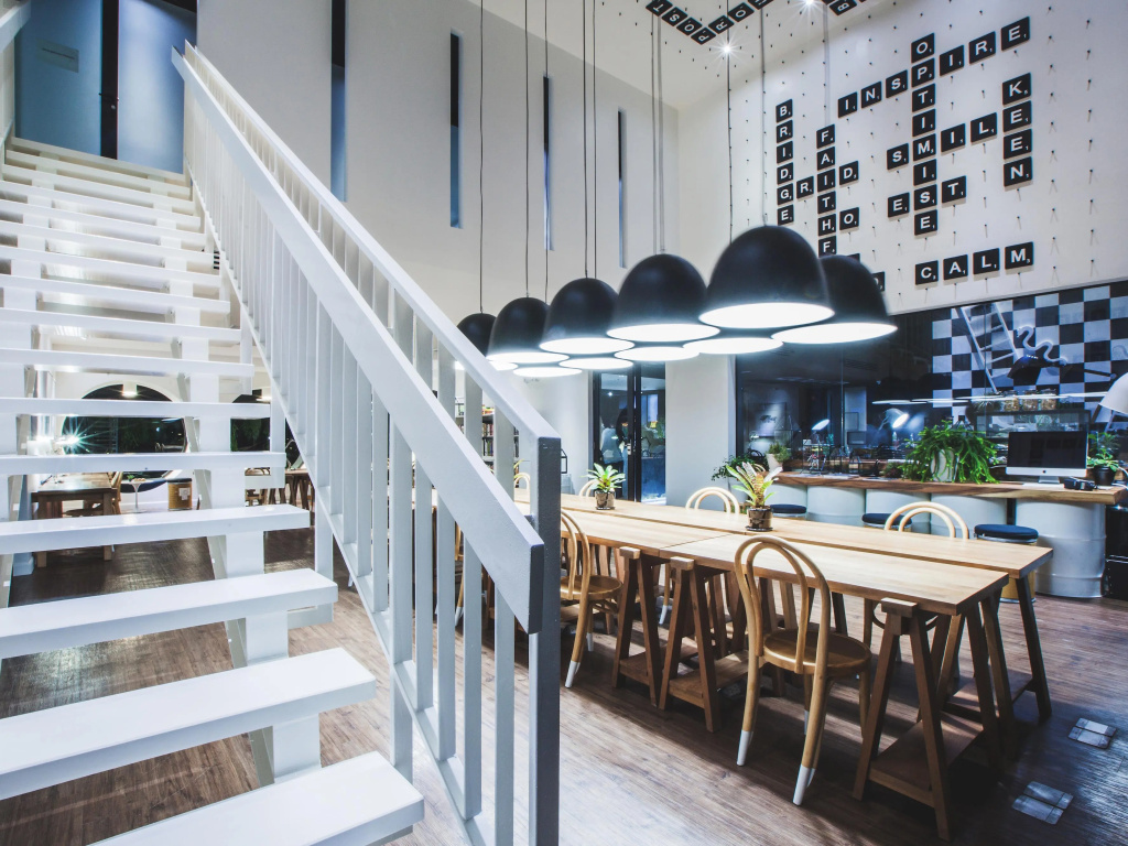 Blu Monkey Hub and Hotel Phuket Town- Free All Day Coworking space