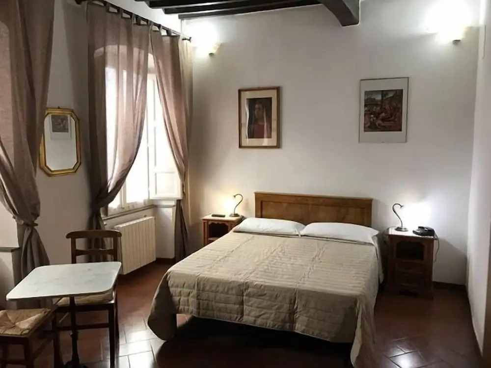 Hotel Sabrina