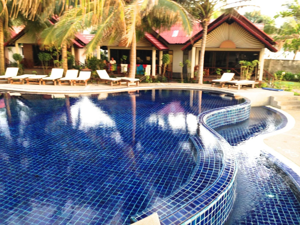 Noble House Beach Resort