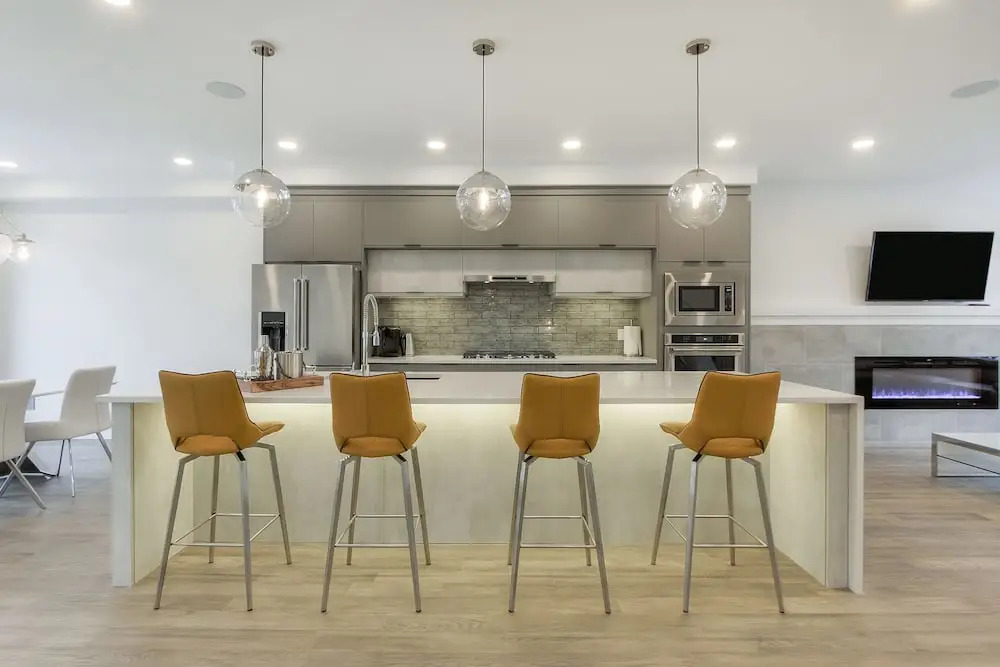New Luxury Townhome 25