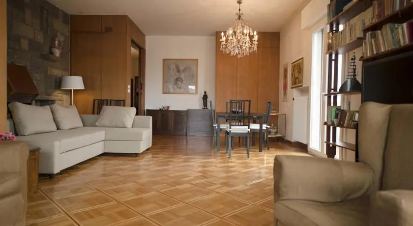 Calori Halldis Apartment
