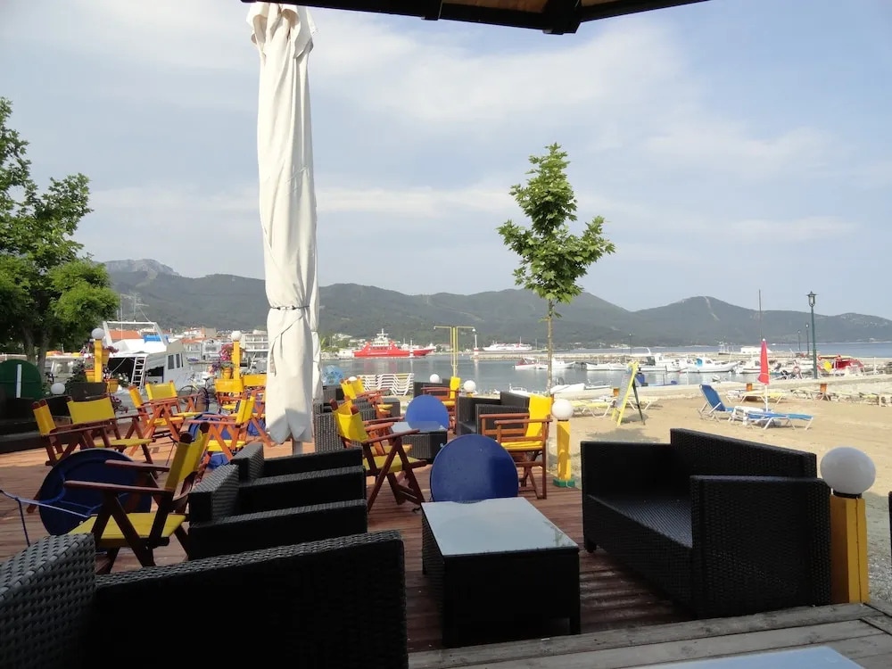 Captain's Beach Boutique Apartments