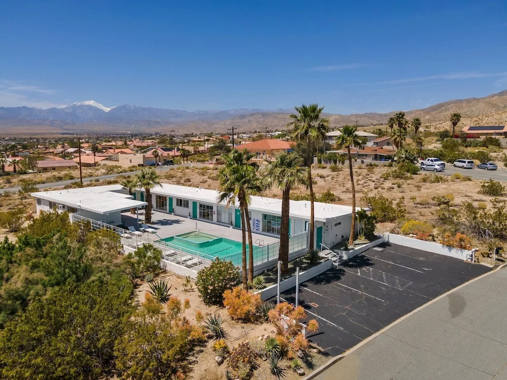 Sagewater Springs - Adult Only
