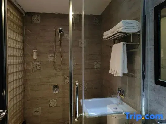 Yuejing Hotel (Yueyang Tower Scenic Area Branch)