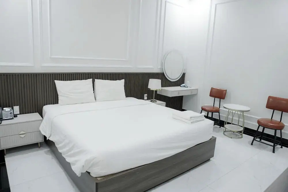 Tân Hạnh Hotel