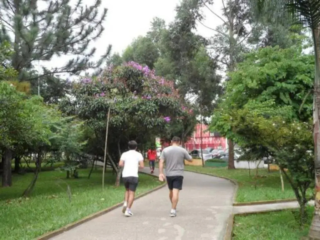 Quarto individual Zona Leste Penha