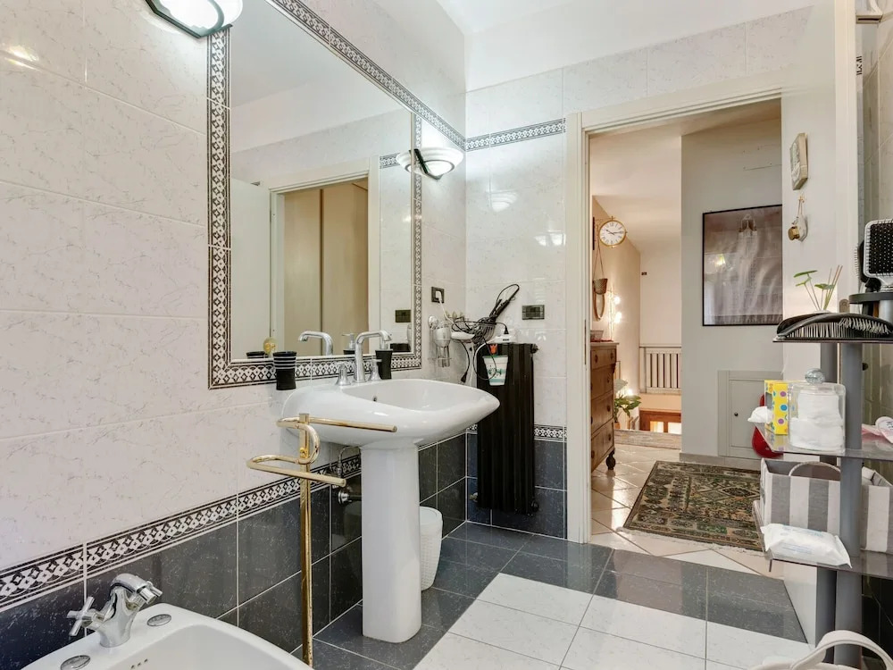 Plush Holiday Home In San Miniato Near Tower Of Federico Ii