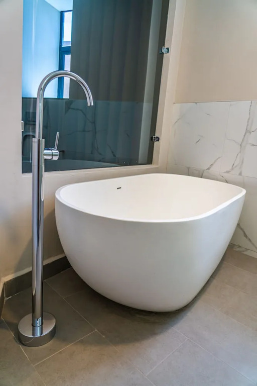 The Curve by Maskani Lifestyle