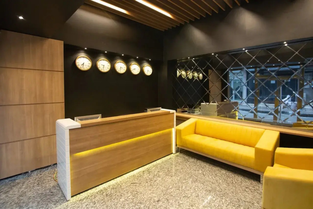 Staron Otel