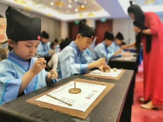 Century Runhua Hotel