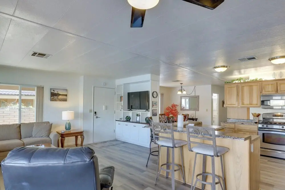 Riverfront Bullhead City House w/ Balcony!