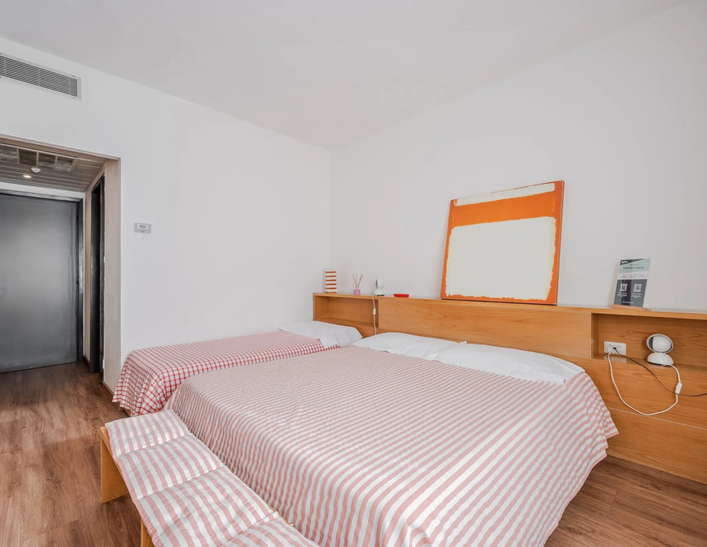 HOTIDAY Room Collection - Sarzana