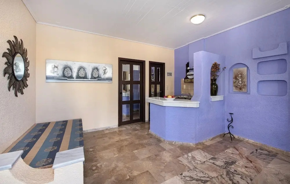 Castle Suites Hotel