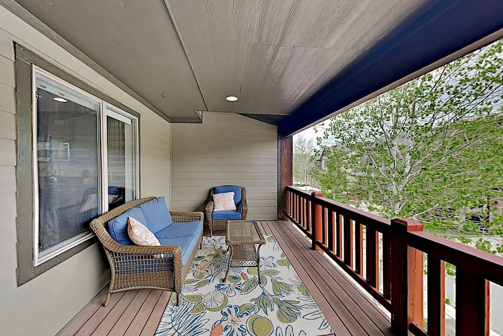 Park City Mountain Basecamp W/ Pool & Hot Tub 4 Bedroom Townhouse