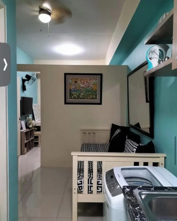 Charming Condo With Private Pool in Las Piñas, Philippines
