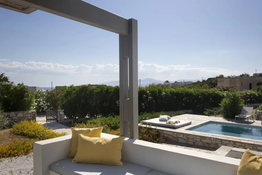 Villa Aphrodite · Elegant villa, sea views, designer renovation