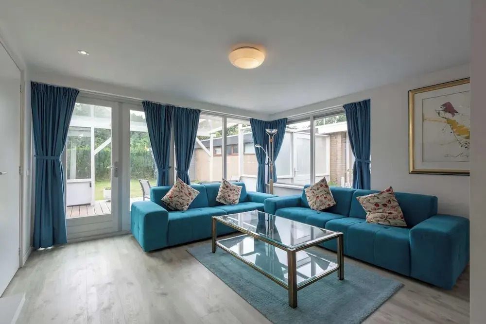 Bungalow in Sint Maartenszee Near Beach