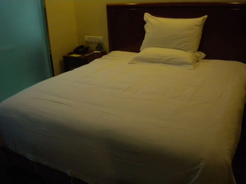 GreenTree Inn Zhejiang Hangzhou West Lake Leifengta Express Hotel