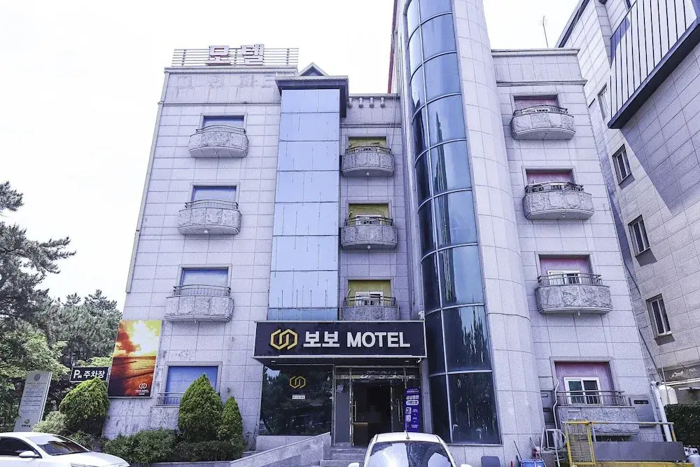 Vovo Hotel