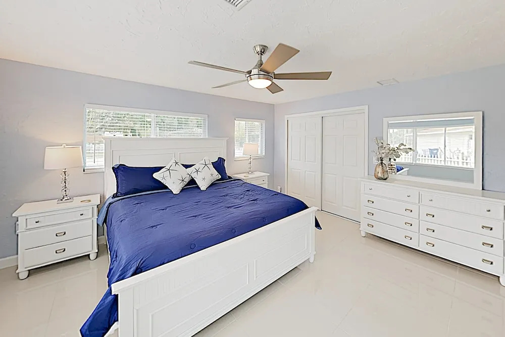 New Listing! Updated W/ Caged Pool & Patio 4 Bedroom Home