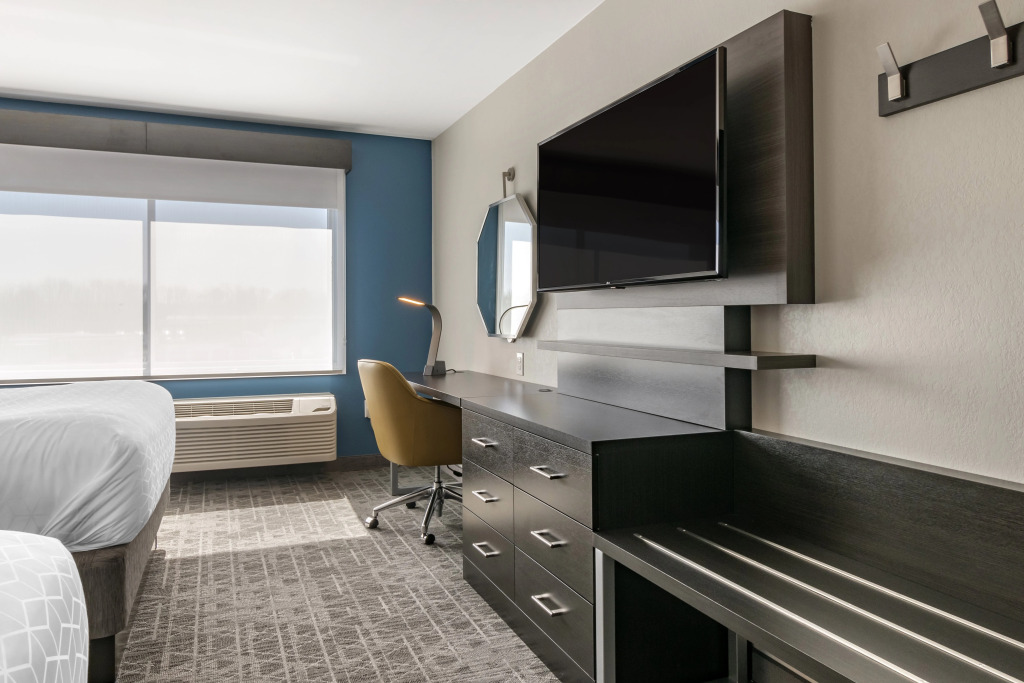 Holiday Inn Express & Suites Carlisle Southwest – I-81 by IHG