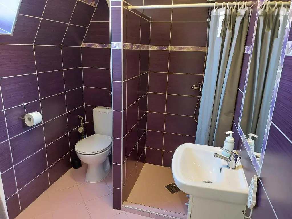 Corner Apartman 5