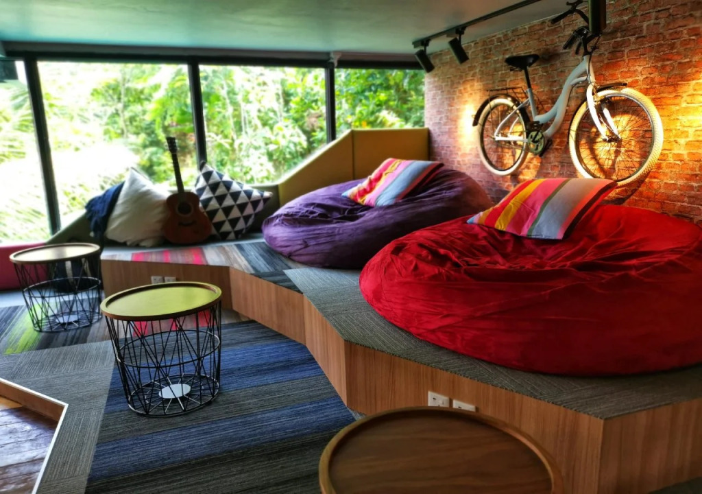 TOOJOU Kota Kinabalu - Travel Meets Social