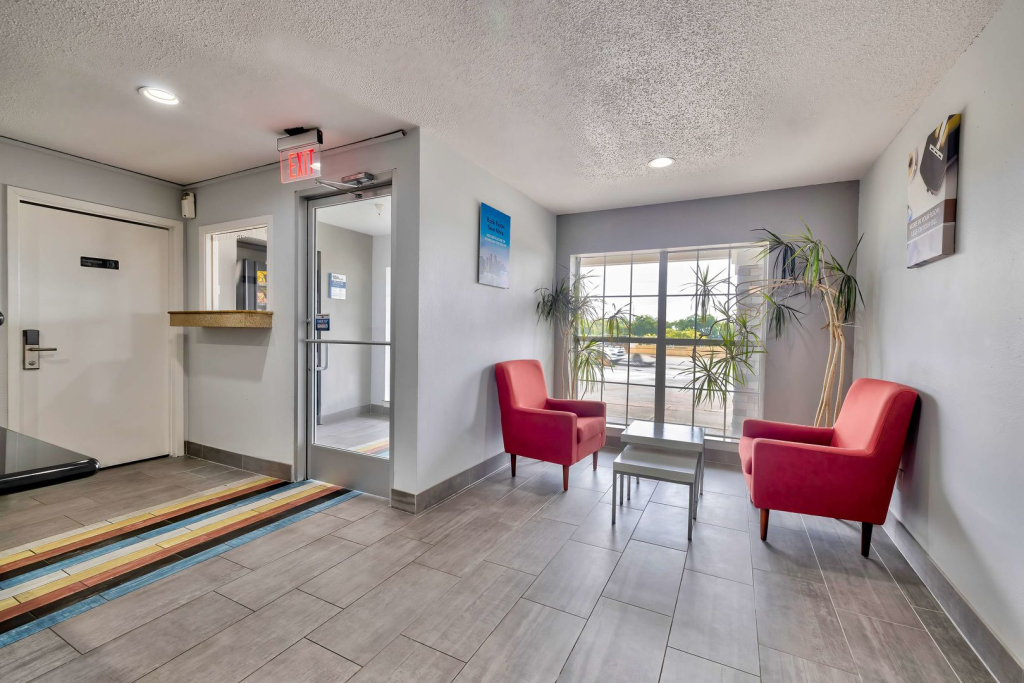 Studio 6 Dallas, TX - North - Richardson