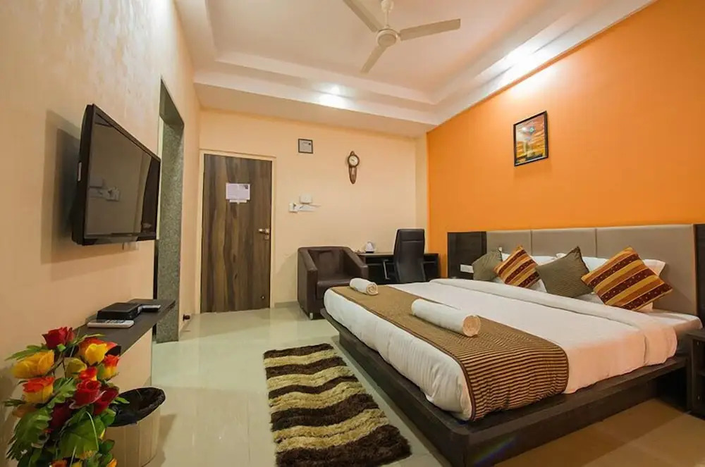 Budget Inn Service Apartments - Tiger Plaza, Dahej