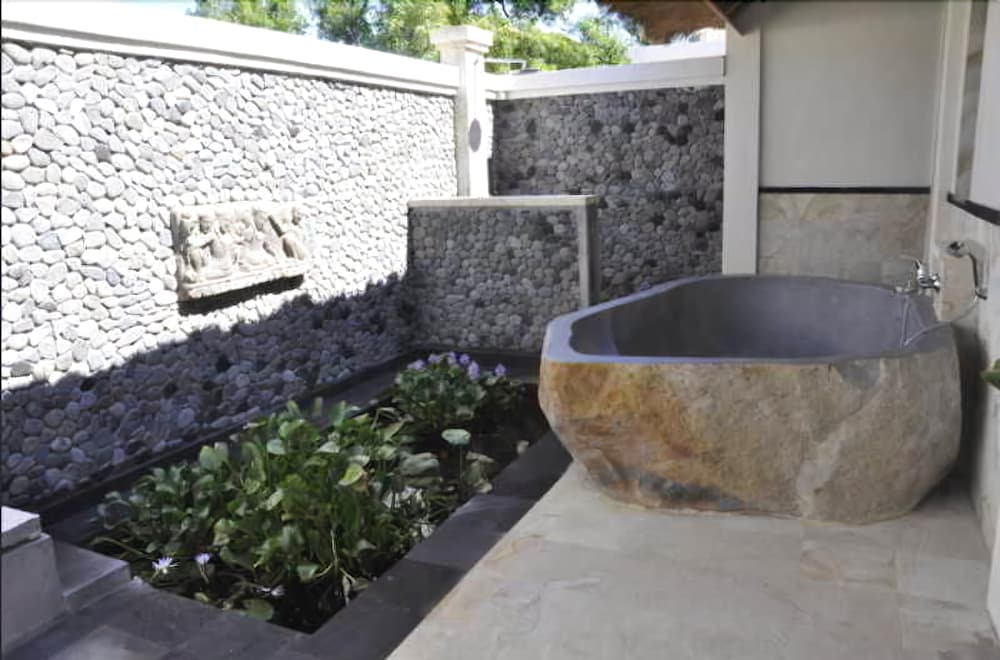Santi Sari Boutique Hotel