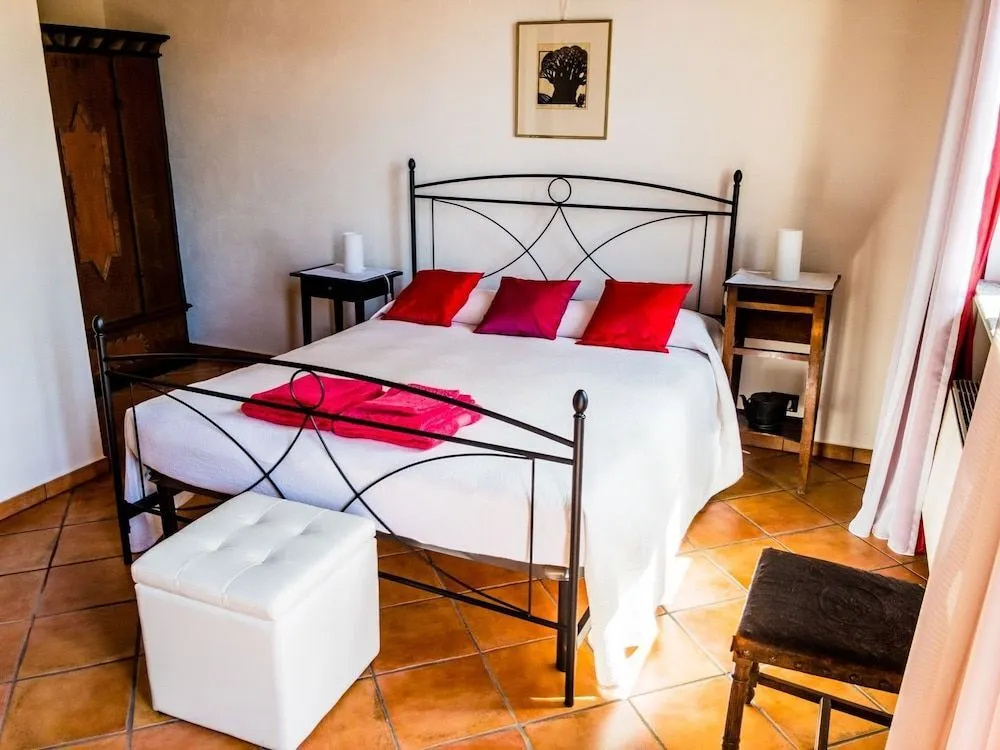 Bed and Breakfast Cascina Beccaris