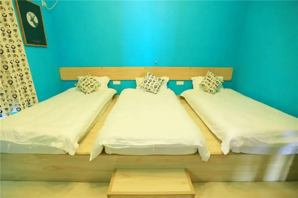 Weizhou Island Shengxiaguangnian Inn