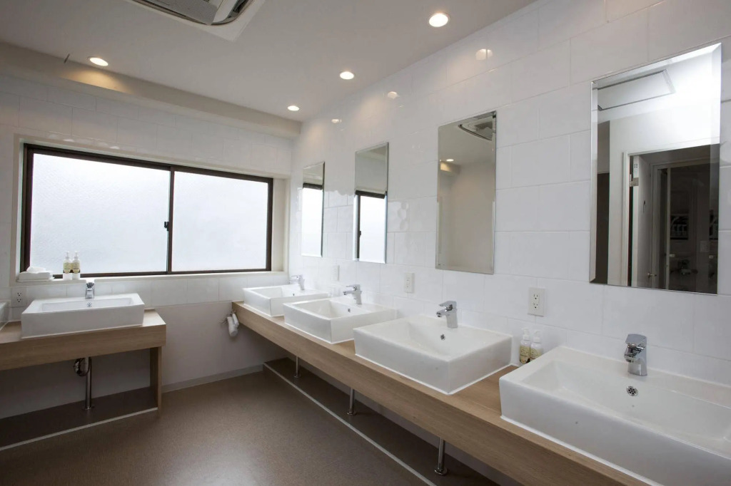 ENAKA Asakusa Central Hostel