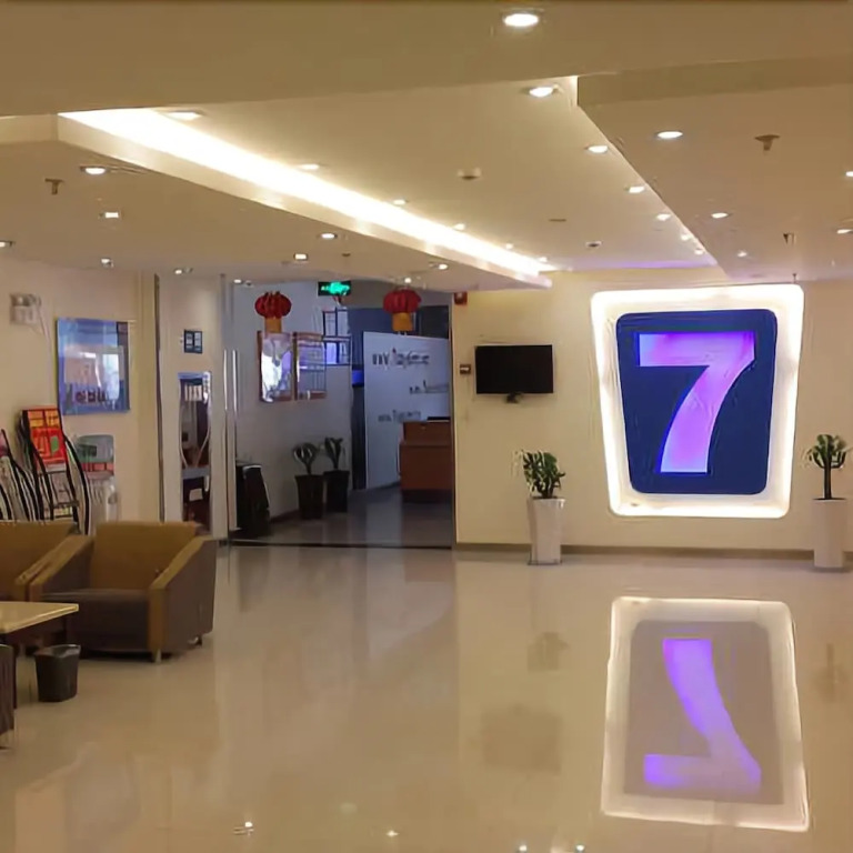 7 Days Inn