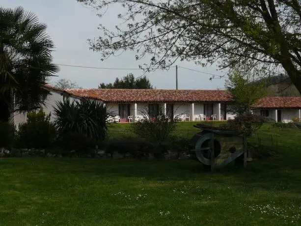 Logis Hôtel les Vallons du Lac