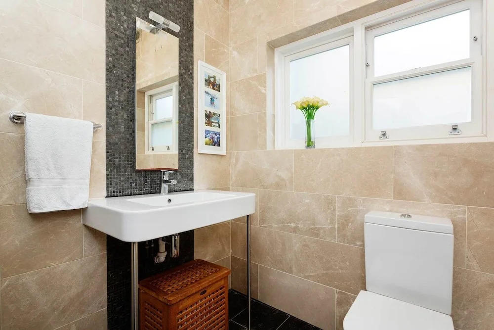 Clean Lines By Clapham Common