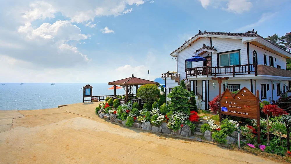 Morwenna Pension