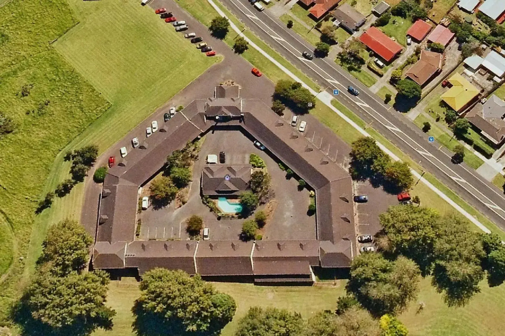 Oakwood Manor Motor Lodge