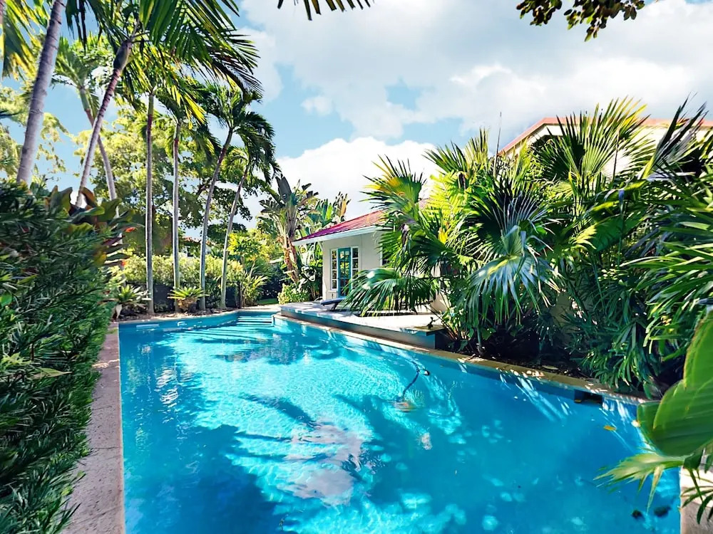 El Cid Tropical Getaway Home 4 Bedrooms 4 Bathrooms Home