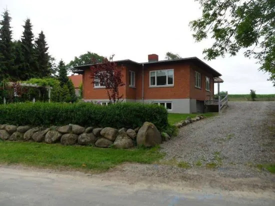Esters House