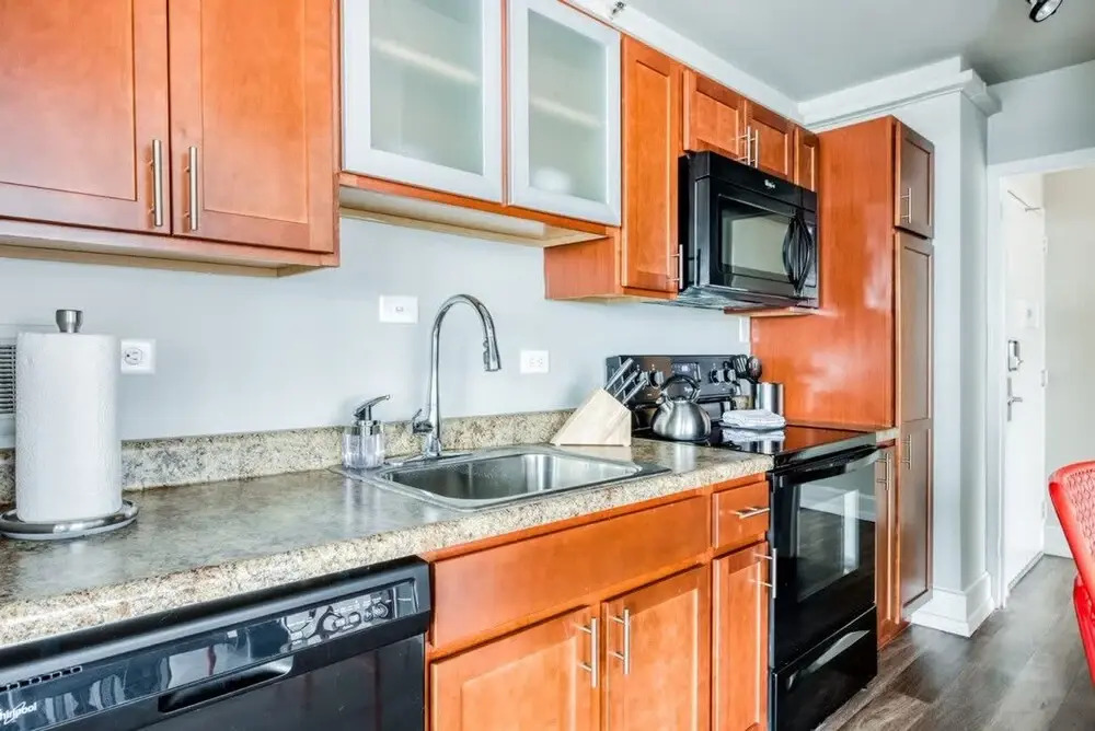 Cozysuites 800 Tower 1BR w sky Pool gym 23