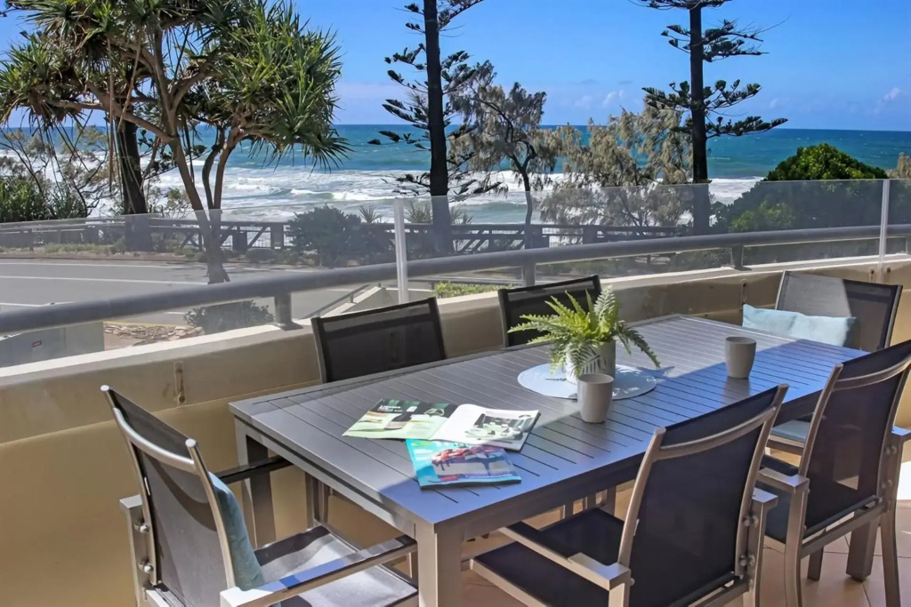 Unit 2 'The Rocks', Coolum Beach